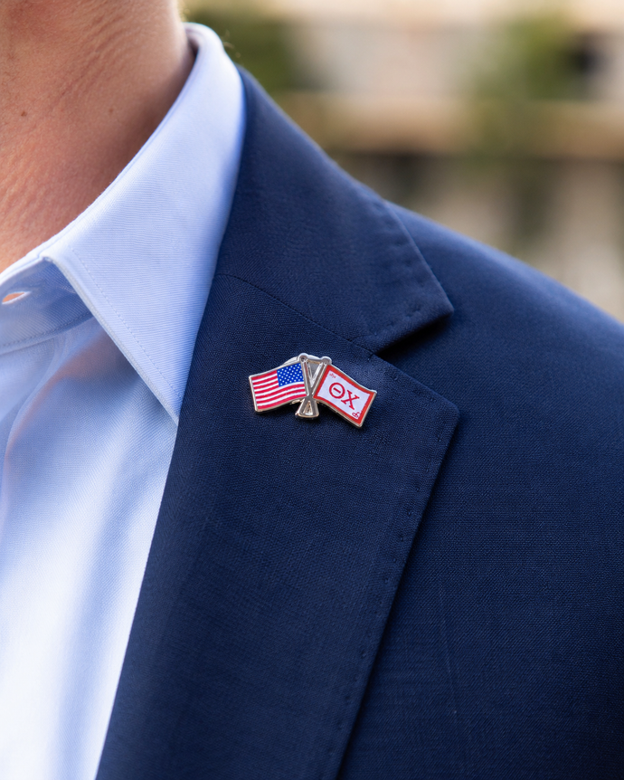 Crossed Flags Lapel Pin